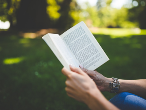 importance-of-reading-outside-classroom-first-literacy-blog
