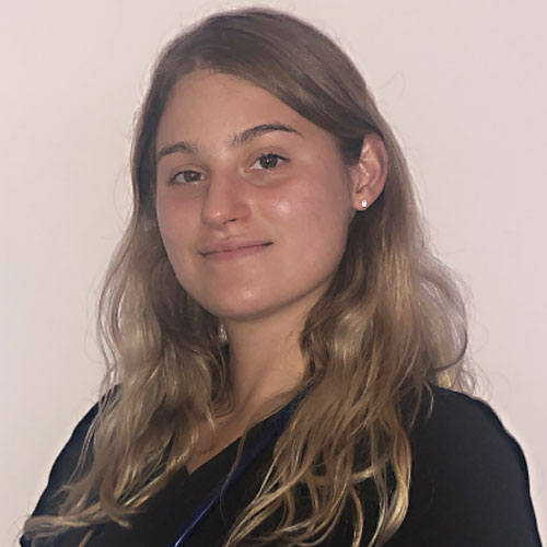 FirstLiteracy-scholar-2020-2021-Julia FirstLiteracy-scholar-2020-2021-Julia