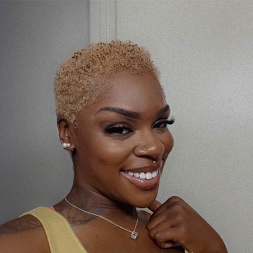 first-lieracy-scholar-Michaela-500×500-for-website first-lieracy-scholar-Michaela-500x500-for-website