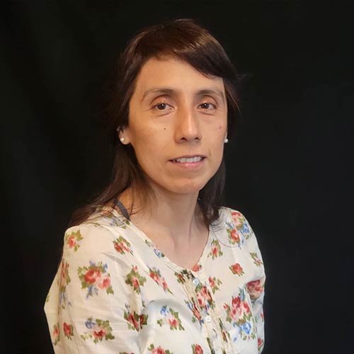 FirstLiteracy-scholar-ERIKA-R-500×500 FirstLiteracy-scholar-ERIKA-R-500x500